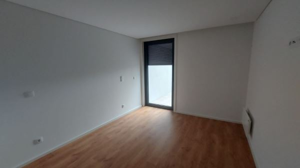 Apartamento T1 novo com terraço | Hosp S João