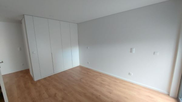 Apartamento T1 novo com terraço | Hosp S João