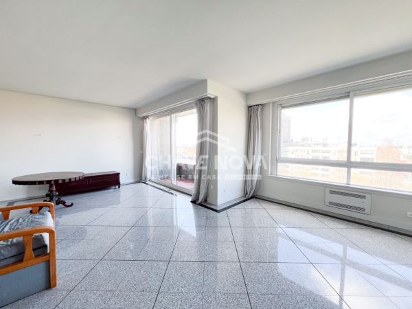 Arrendamento Apartamento T3+1 no Foco 