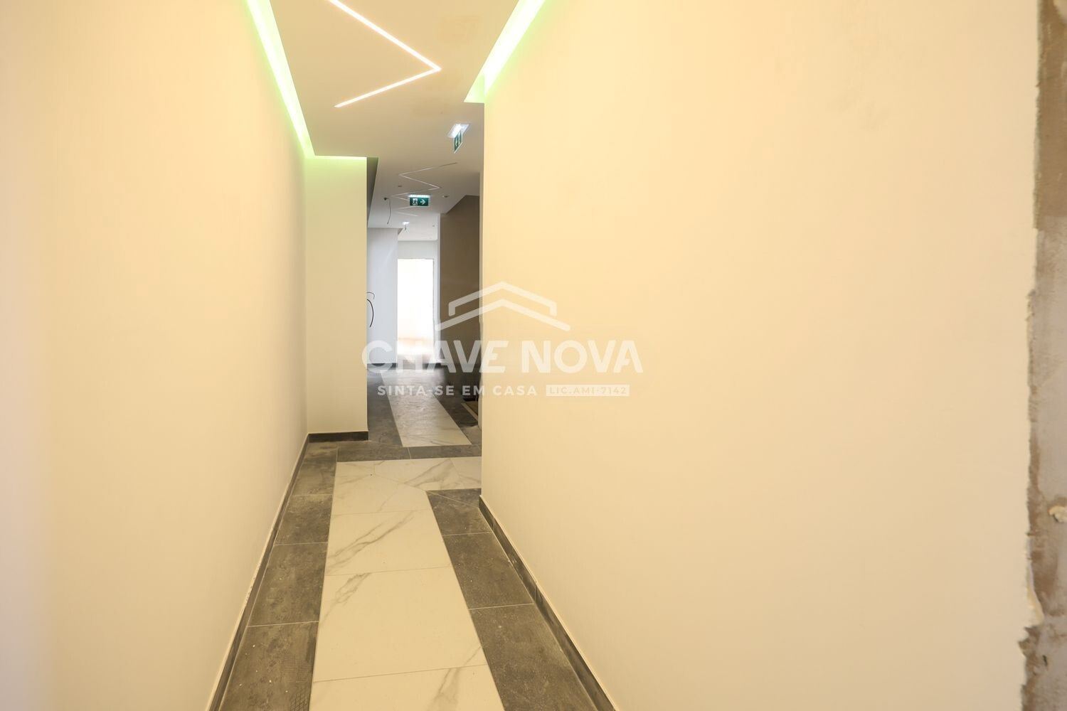 Prédio para Venda em Faro (Sé e São Pedro)