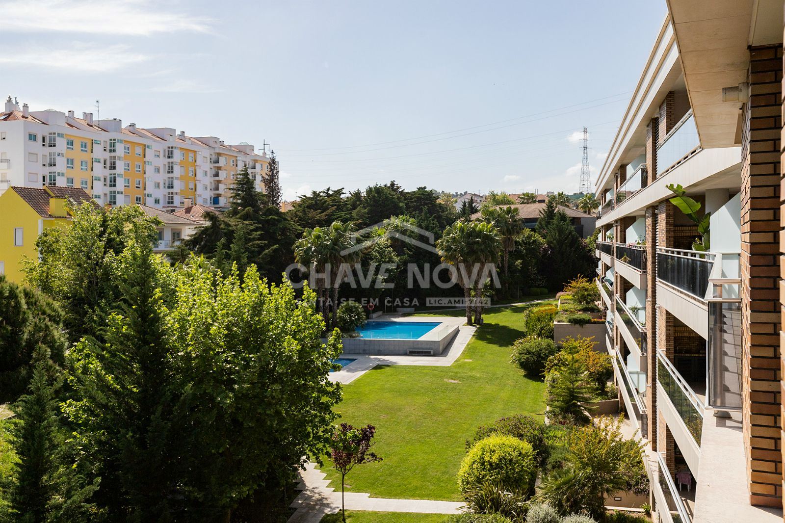 T4 com duas suites, terraço, box 2 carros, num empreendimento luxo, o Morgado Lusitano Lisboa