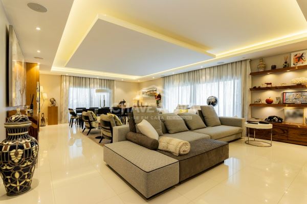 T4 com duas suites, terraço, box 2 carros, num empreendimento luxo, o Morgado Lusitano Lisboa
