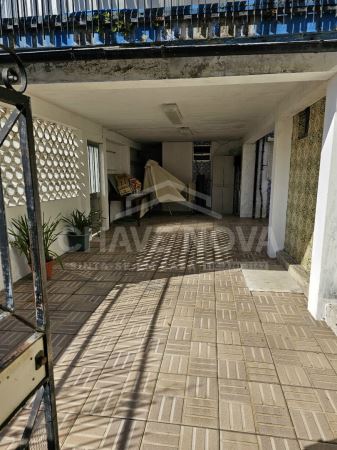 4 Moradias e 2 Espaços Comerciais - Grijó - Vila Nova de Gaia