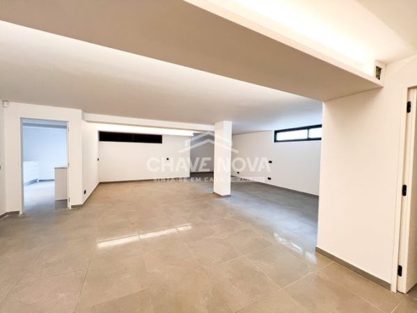 Moradia de Luxo em Vilamoura – Vista Golfe e Sofisticação Absoluta