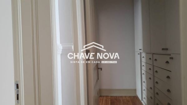 Apartamento T2 Renovado na Avenida João XXI, na freguesia do Areeiro em Lisboa