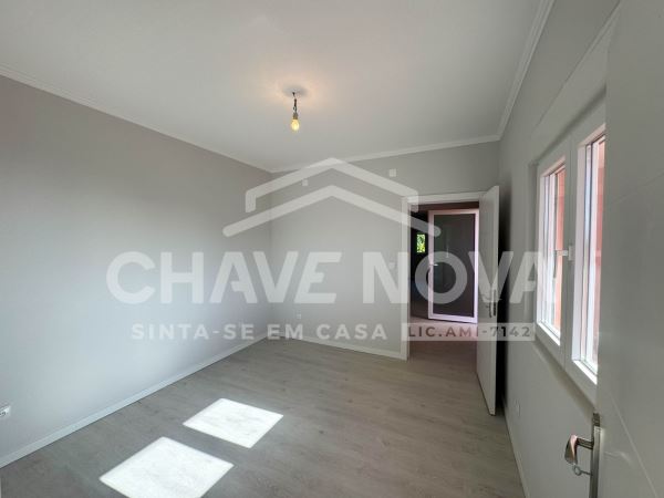 Moradia T3 Isolada - Arco da Calheta - Renovada - Vistas Mar