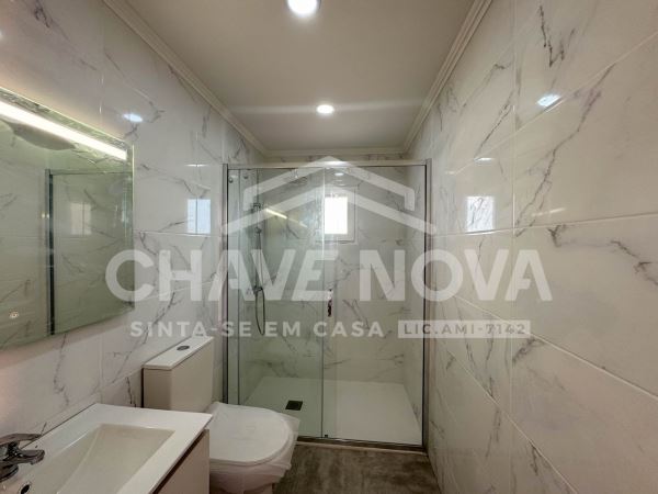 Moradia T3 Isolada - Arco da Calheta - Renovada - Vistas Mar