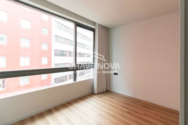 Apartamento T1 no Empreendimento Ruah c/ lugar de garagem - Mafamude