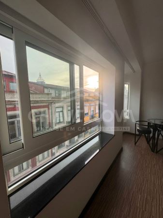 Apartamento T0 Duplex Próximo ao Palácio de Cristal - Porto