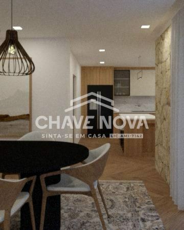 Moradia T4 em Batalha com garagem e piscina