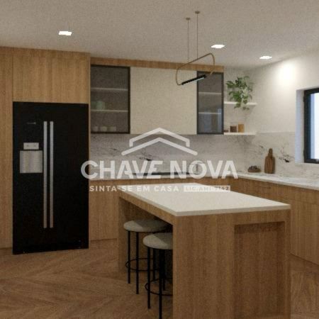 Moradia T4 em Batalha com garagem e piscina