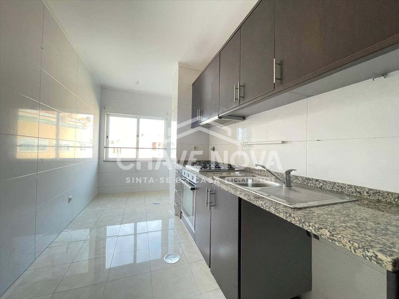 Apartamento T2 para Venda em Canelas Foto 9