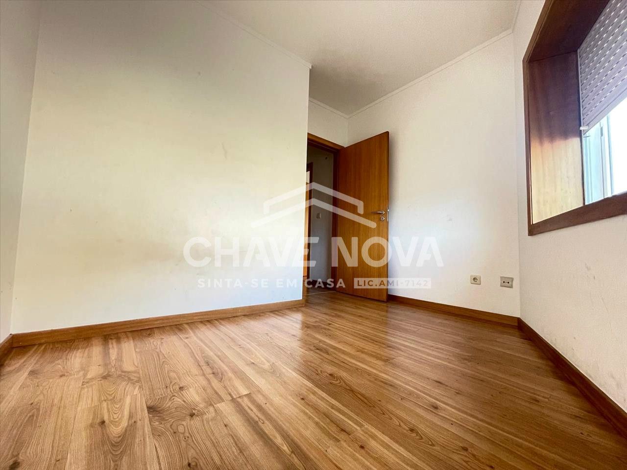 Apartamento T2 para Venda em Canelas Foto 16