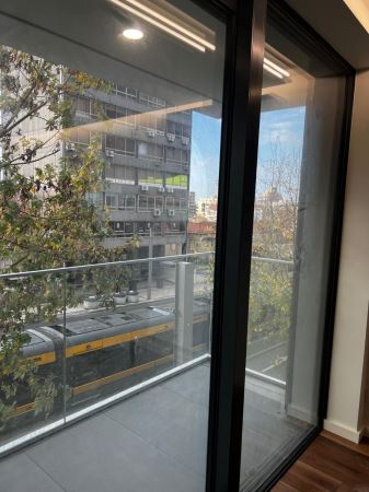 T3 novo no centro de Gaia, Avenida da República. Exposição solar poente/nascente