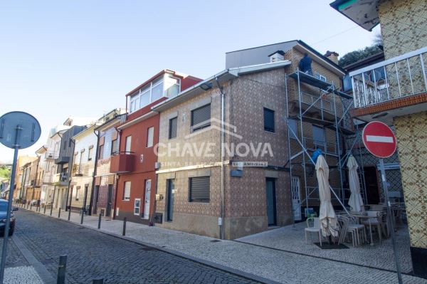 Moradia T2 na Afurada com Alojamento Local
