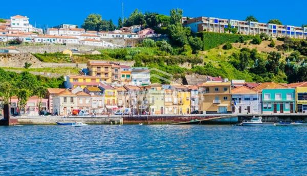 Moradia T2 na Afurada com Alojamento Local