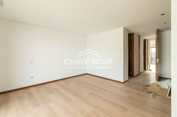 Moradia V3 Nova, Térrea e Isolada em Travanca - Santa Maria da Feira