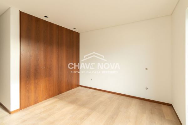 Moradia V3 Nova, Térrea e Isolada em Travanca - Santa Maria da Feira