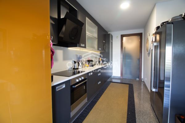 Apartamento T4 Como Novo c/ Vistas Rio e Mar em S. Pedro da Afurada