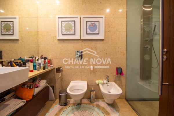 Apartamento T4 Como Novo c/ Vistas Rio e Mar em S. Pedro da Afurada
