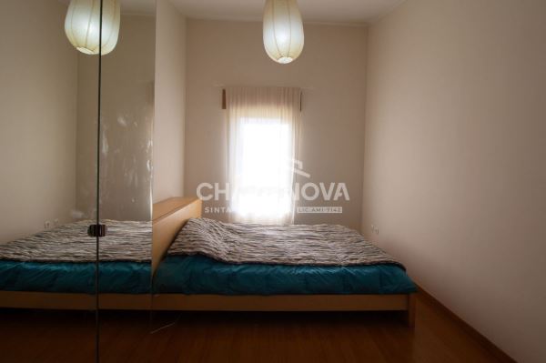 Andar moradia T3 com Áreas Amplas e Próximo da Praia em Valadares/Gulpilhares