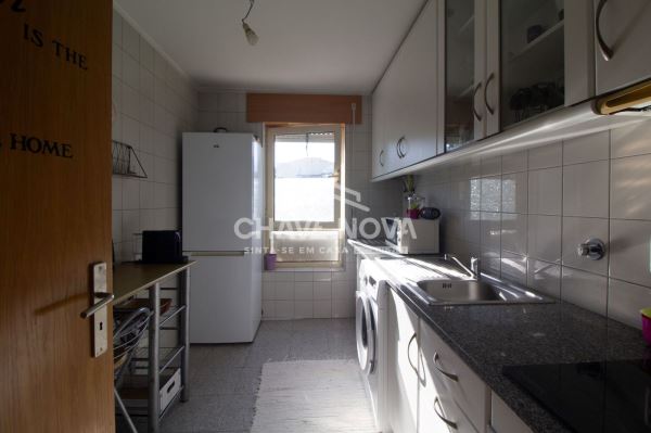 Andar moradia T3 com Áreas Amplas e Próximo da Praia em Valadares/Gulpilhares