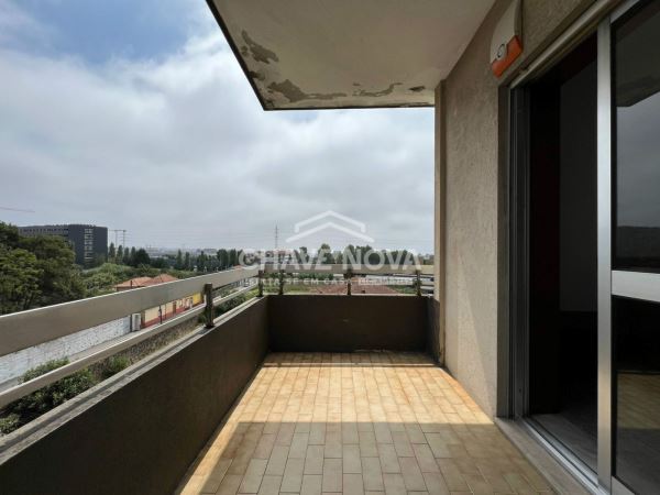 Apartamento T4 c/ Lugar de Garagem em Canidelo (Quinta da Bela Vista)