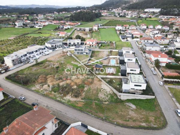 Land for sale in Trofa, Portugal — €100,000