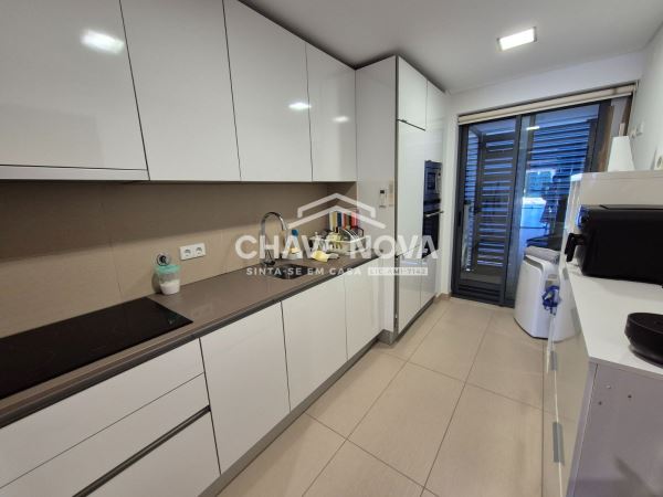 Apartamento T2 de Luxo no Condomínio Cavalo Preto – Quarteira