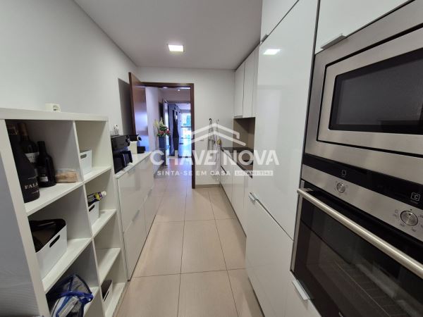 Apartamento T2 de Luxo no Condomínio Cavalo Preto – Quarteira