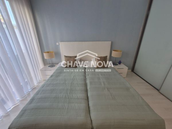 Apartamento T2 de Luxo no Condomínio Cavalo Preto – Quarteira