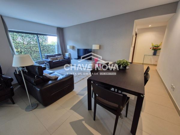 Apartamento T2 de Luxo no Condomínio Cavalo Preto – Quarteira