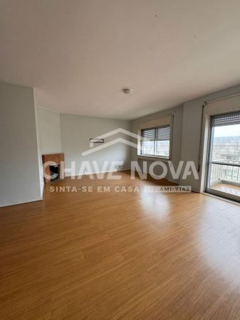 Apartamento T2 Aviz para arrendamento - Boavista