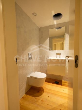 Apartamento T1 +1  Duplex Novo no Centro Histórico do Porto
