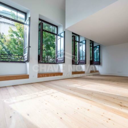  Apartamento T3 Novo em Condomínio Privado na Baixa do Porto.