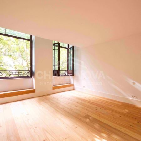  Apartamento T3 Novo em Condomínio Privado na Baixa do Porto.