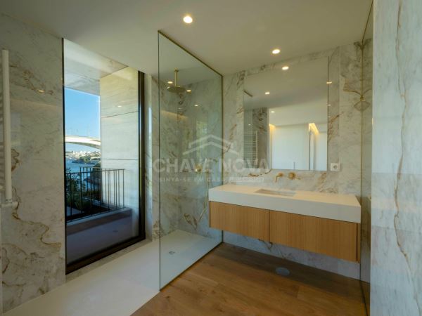 Exclusivo Apartamento T3 no Panorama Douro Residences – um ícone de luxo e sofisticação 