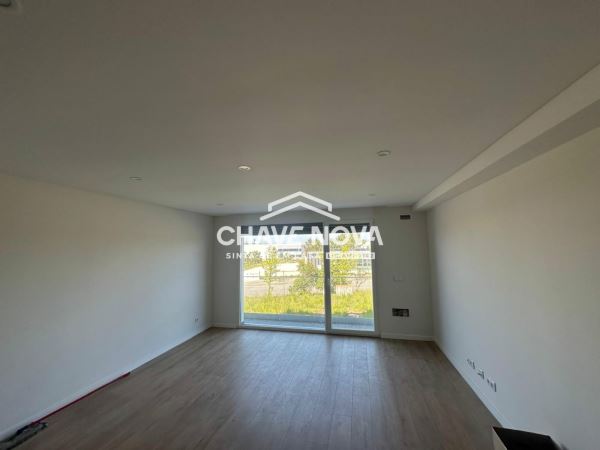 Apartamento T2+1 - Construção de excelencia no Garden Residence Torres Vedras