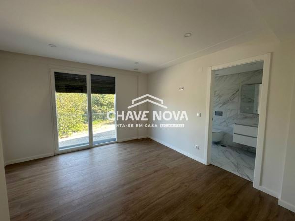 Apartamento T2+1 - Construção de excelencia no Garden Residence Torres Vedras