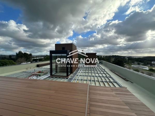 Apartamento T2+1 - Construção de excelencia no Garden Residence Torres Vedras