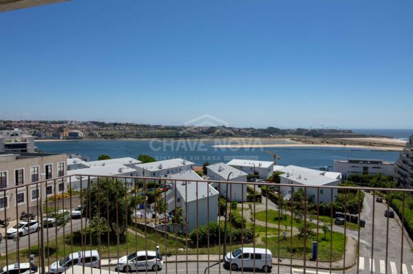 Apartamento T2 na Exclusiva MIRAMAR TOWER – Foz do Douro - Porto