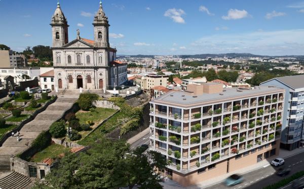 Apartamento T3 no Bonfim com Amplo Terraço