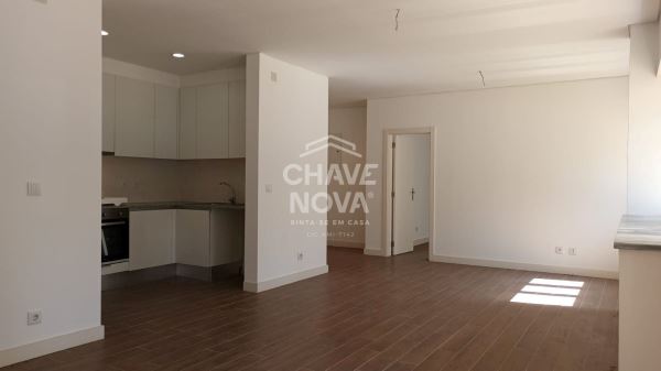 Apartamento T1 Renovado na Rua Martins Barata, na freguesia de Belém