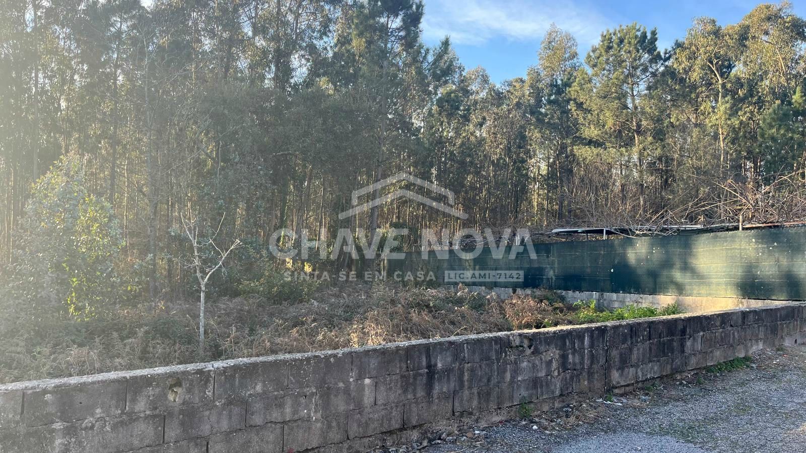 Terreno Urbano com 1.490m² para construção em Argoncilhe