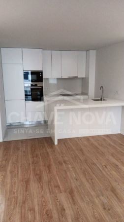 Arrendamento de Apartamento T1 na Rua de Nove - Paranhos, Porto