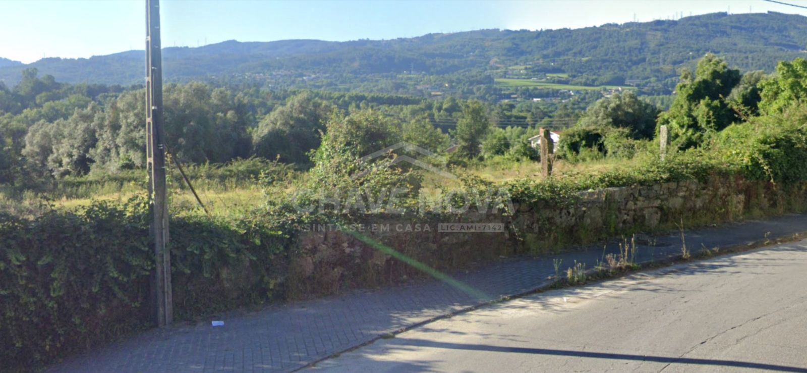 Terreno loteado com projecto aprovado para construção de 22 Moradias e Espaço Industrial - Amares, Braga