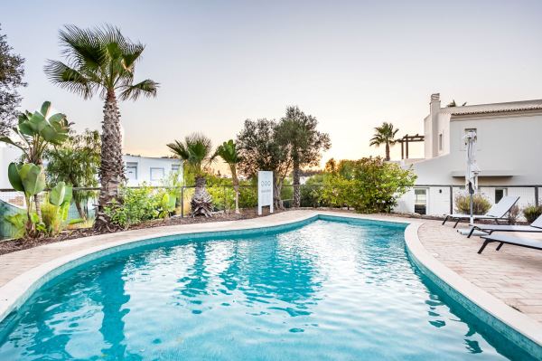 Apartamento T2 em condomínio com piscina, Carvoeiro