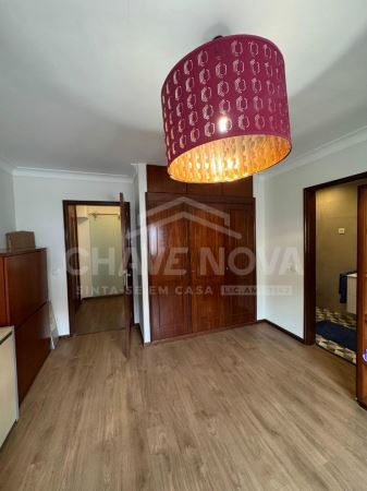 Arrendamento Apartamento T3 Duplex na Foz  - Mobilado e com Cozinha Equipada