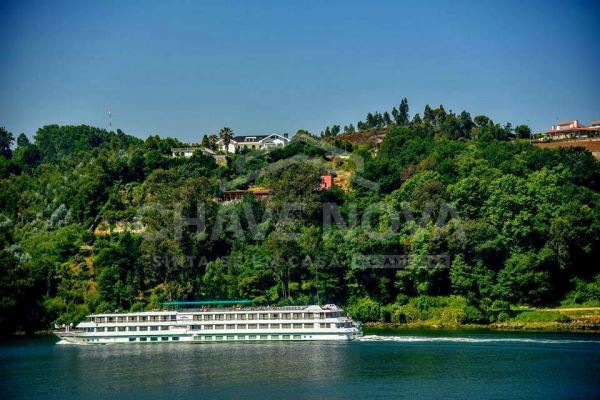  Conjunto de 4 lotes com Vistas panorâmicas sobre o Rio Douro