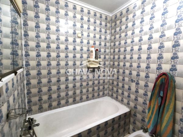 Apartamento T3 c/ varanda, elevador e garagem - São João da Madeira 